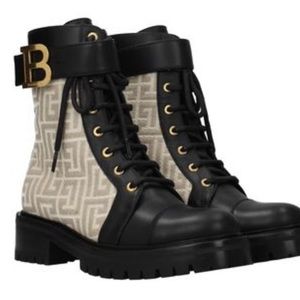 Balmain Ranger Romy Women's White Ankle Boots Fabric Beige Black